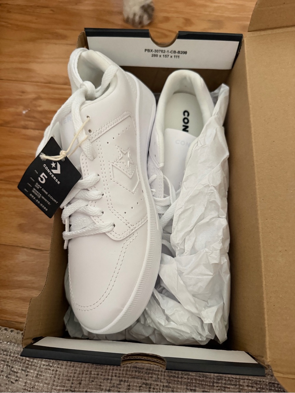 Converse White Low-Top Sneakers - Picture 2 of 4